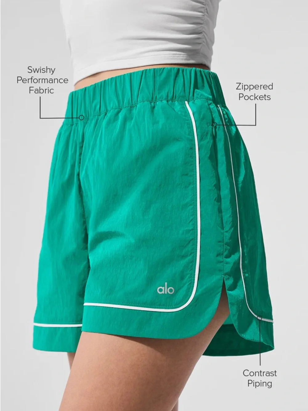 ALO Yoga Motivate Track Short Spruce Emerald Green Size Small